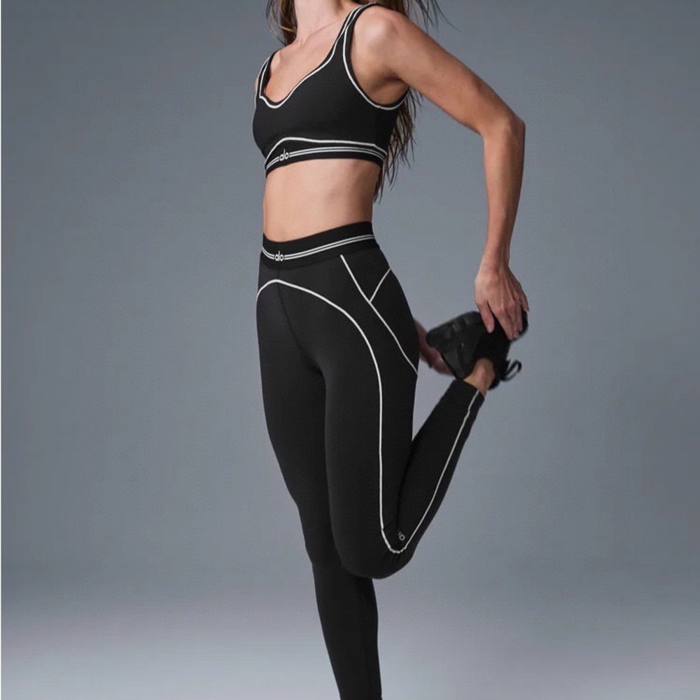 🧘♂️🧘♂️Alo Yoga Contrast Stitch Activewear Set Sports Bra & Leggings - Picture 2 of 5